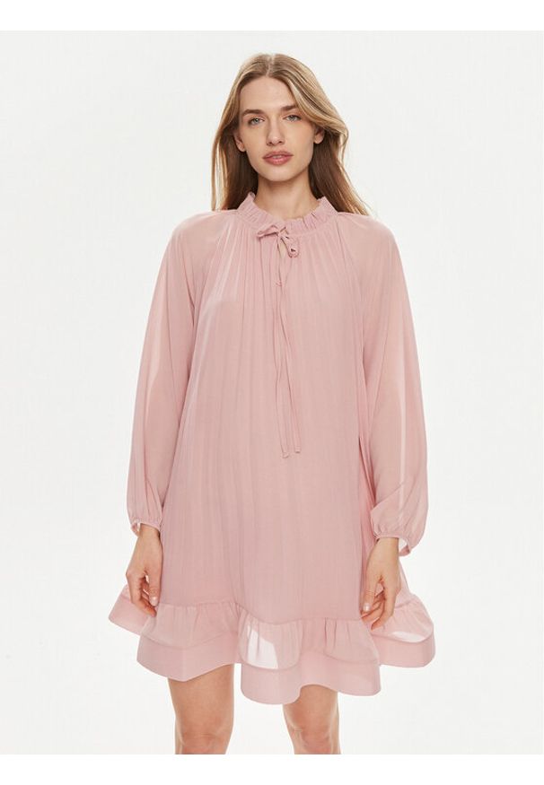 Dixie Sukienka codzienna A319J028A Różowy Regular Fit. Okazja: na co dzień. Kolor: różowy. Materiał: syntetyk. Typ sukienki: proste. Styl: casual