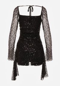 Renee - Czarna Dopasowana Sukienka VICES Zdobiona Cekinami i Wiązaniem Alethrolphi. Kolor: czarny. Wzór: aplikacja. Styl: elegancki, klasyczny #2