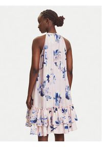 YAS Sukienka letnia Seraki 26037247 Różowy Regular Fit. Kolor: różowy. Materiał: wiskoza. Sezon: lato