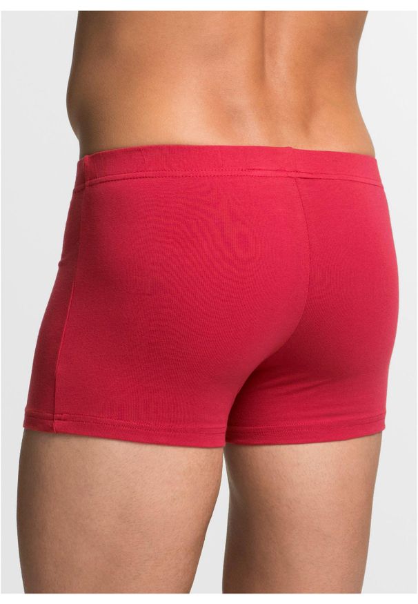 bonprix - Bawełniane bokserki, dopasowany fason (3 pary). Kolor: niebieski, czerwony. Materiał: jersey, bawełna, materiał