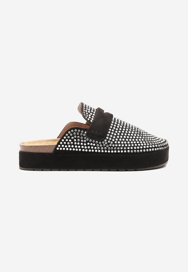 Born2be - Czarne Klapki z Ażurową Cholewką i Paskiem Aluselle. Okazja: na co dzień. Kolor: czarny. Materiał: jeans. Wzór: ażurowy. Sezon: lato, wiosna. Obcas: na obcasie. Styl: casual. Wysokość obcasa: średni