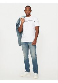 Calvin Klein T-Shirt K10K113802 Biały Regular Fit. Kolor: biały. Materiał: bawełna