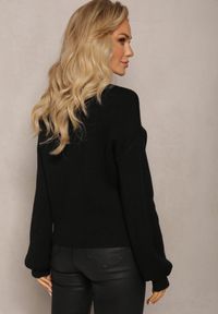 Renee - Czarny Gładki Sweter Golf ze Ściągaczami Germifa. Okazja: na co dzień. Typ kołnierza: golf. Kolor: czarny. Materiał: jeans, skóra. Wzór: gładki. Styl: elegancki, casual #4