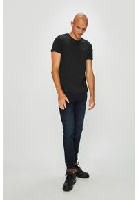 Tommy Jeans - T-shirt DM0DM04411. Okazja: na co dzień. Kolor: czarny. Materiał: dzianina. Styl: casual