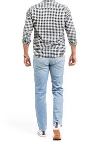 Wrangler - WRANGLER TEXAS MĘSKIE SPODNIE JEANSOWE JEANSY LOVESICK W121Y728Q 112320119. Okazja: na co dzień. Sezon: lato. Styl: klasyczny, casual, elegancki #6