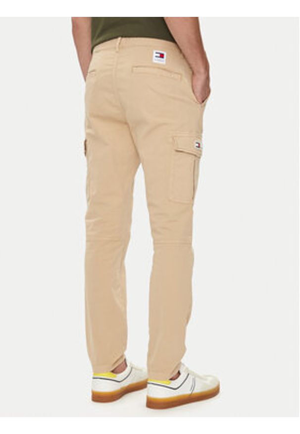 Tommy Jeans Spodnie materiałowe Austin DM0DM19489 Beżowy Regular Fit. Kolor: beżowy. Materiał: bawełna