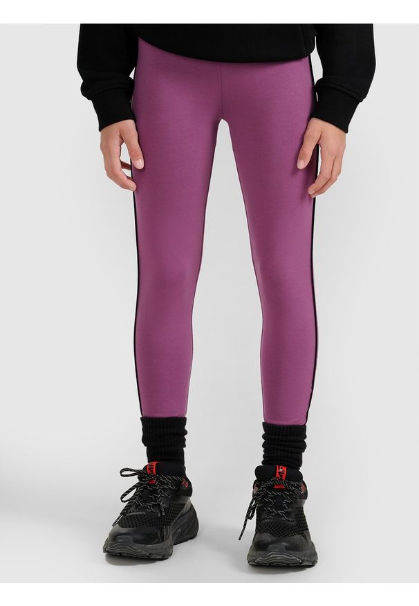 4f - 4F Legginsy dzianinowe dziewczęce - fioletowe 146 (10-11 lat). Okazja: na co dzień. Stan: podwyższony. Kolor: fioletowy. Materiał: dzianina. Wzór: gładki, ze splotem. Sezon: lato. Styl: casual, sportowy