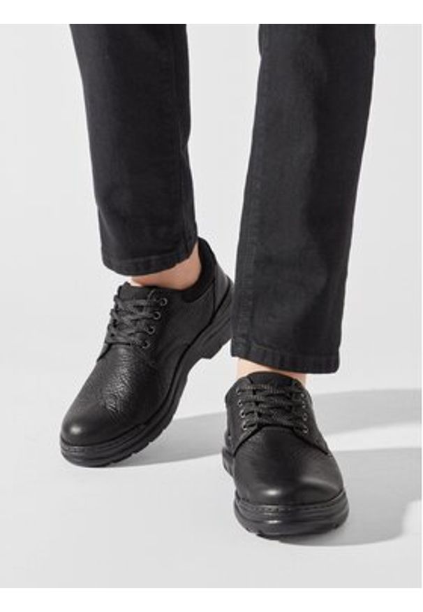 Clarks Półbuty Rockie Walk Gtx Gore-Tex 261734647 Czarny. Kolor: czarny. Materiał: skóra