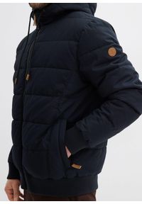 bonprix - Pikowana bomberka ocieplana. Typ kołnierza: kaptur. Kolor: czarny #2