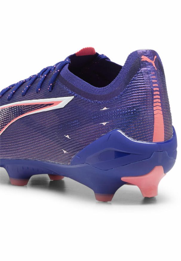Puma - Buty piłkarskie unisex PUMA ULTRA 5 ULTIMATE FG. Zapięcie: sznurówki. Kolor: biały, wielokolorowy, różowy, niebieski. Sport: piłka nożna