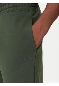 Hugo - HUGO Szorty sportowe Dayono 50530696 Zielony Relaxed Fit. Kolor: zielony. Materiał: bawełna. Styl: sportowy #3