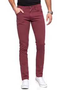 Wrangler - WRANGLER SPODNIE MĘSKIE LARSTON CORDOVAN RED W18SHD13G. Materiał: materiał #4