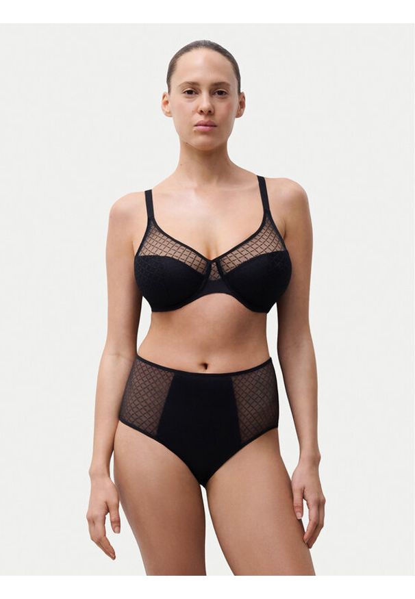 Chantelle Figi klasyczne z wysokim stanem Norah Chic C16M80 Czarny. Stan: podwyższony. Kolor: czarny. Materiał: syntetyk
