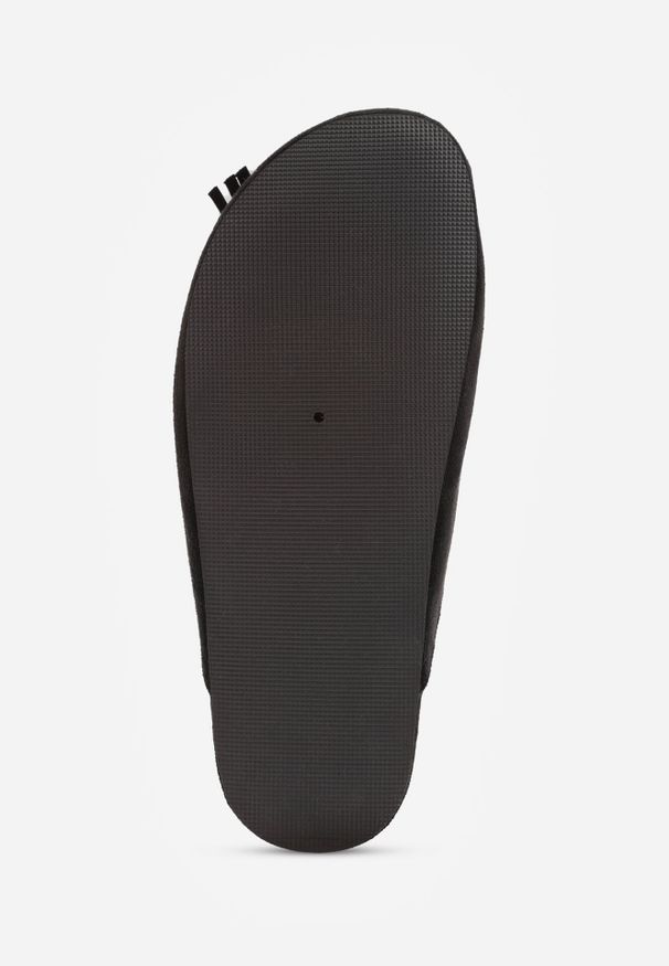 Born2be - Czarne Klapki VICES Typu Mule z Koralikami Frędzlami i Kokardą Dioleora. Okazja: na co dzień. Kolor: czarny. Wzór: aplikacja. Styl: elegancki, casual