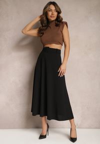 Renee - Czarna Rozkloszowana Spódnica Maxi z Paskiem i Klamrą Adlirca. Okazja: na co dzień. Kolor: czarny. Materiał: materiał. Wzór: gładki. Styl: casual