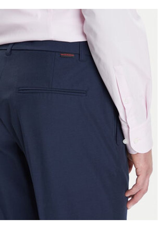Guess Spodnie materiałowe M4YB01 WG9Z2 Granatowy Slim Fit. Kolor: niebieski. Materiał: bawełna