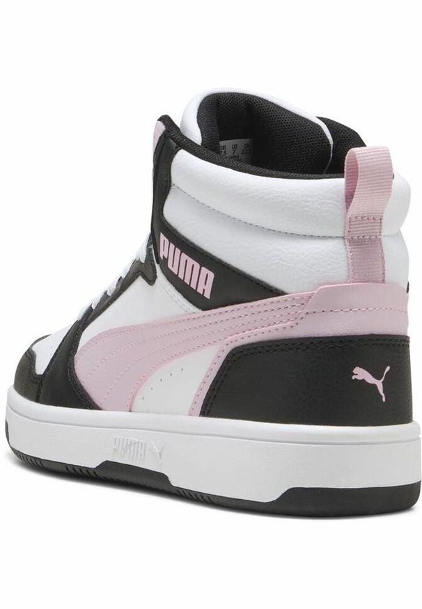 Buty do chodzenia damskie Puma 38 Rebound V6. Kolor: biały, czarny, różowy, wielokolorowy, fioletowy. Materiał: syntetyk, materiał. Szerokość cholewki: normalna. Sport: turystyka piesza