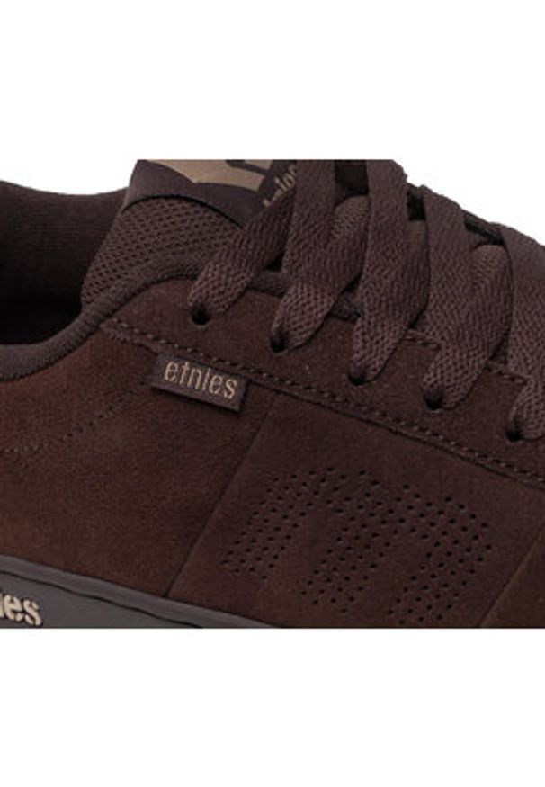 Etnies Sneakersy Kingpin 4101000091 Brązowy. Kolor: brązowy. Materiał: zamsz, skóra