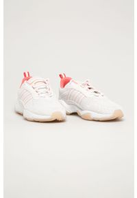 adidas Originals - Buty Haiwee W. Nosek buta: okrągły. Zapięcie: sznurówki. Kolor: biały. Materiał: syntetyk, materiał, zamsz, guma. Szerokość cholewki: normalna. Obcas: na obcasie. Wysokość obcasa: niski #3