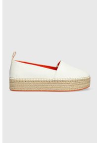 Calvin Klein Jeans espadryle FLATFORM ESPADRILLE SOFT NY kolor biały na platformie YW0YW00989. Nosek buta: okrągły. Kolor: biały. Materiał: materiał, guma. Wzór: gładki. Obcas: na platformie #1