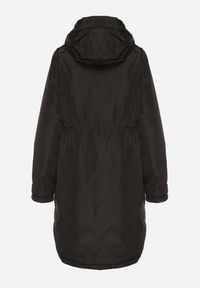 Born2be - Czarna Klasyczna Kurtka Parka z Futrzaną Wyściółką Olenevia. Okazja: na co dzień. Kolor: czarny. Materiał: futro. Styl: klasyczny