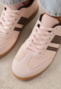 Renee - Różowe Sneakersy w Stylu Klasycznych Tenisówek z Cholewką z Plecionką Doriarissa. Nosek buta: okrągły. Zapięcie: sznurówki. Kolor: różowy. Materiał: skóra, materiał. Szerokość cholewki: normalna. Obcas: na obcasie. Wysokość obcasa: niski #7