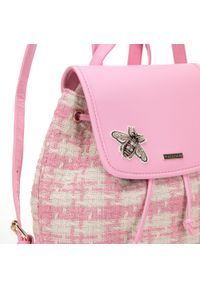 Wittchen - Damski plecak z tkaniny w kratę z błyszczącym owadem. Kolor: beżowy, różowy, wielokolorowy. Materiał: materiał, syntetyk. Wzór: haft, aplikacja. Styl: elegancki
