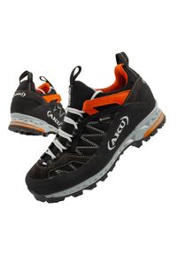 Buty trekkingowe damskie Aku Tengu Low Gore-tex. Kolor: czarny. Materiał: zamsz, tkanina, syntetyk, skóra. Szerokość cholewki: normalna. Technologia: Gore-Tex. Sport: turystyka piesza #1