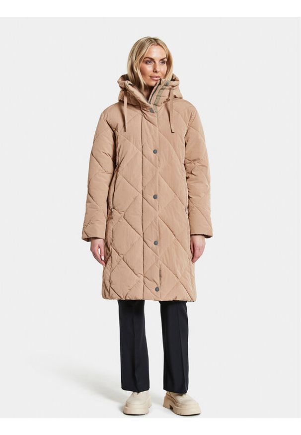 Didriksons Płaszcz zimowy Torun 504377 Beżowy Relaxed Fit. Kolor: beżowy. Materiał: syntetyk. Sezon: zima