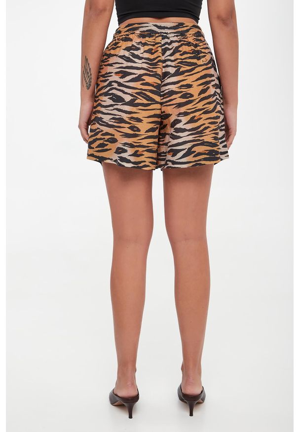 Pinko - Szorty damskie z jedwabiem Shonda PINKO. Materiał: jedwab