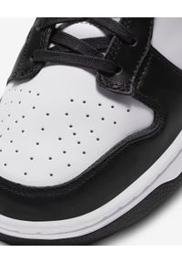 Nike Dunk Low Retro "Panda" Sneakersy męskie. Okazja: na co dzień, do pracy, na uczelnię. Kolor: biały. Materiał: guma, syntetyk, skóra. Szerokość cholewki: normalna. Sezon: lato #5
