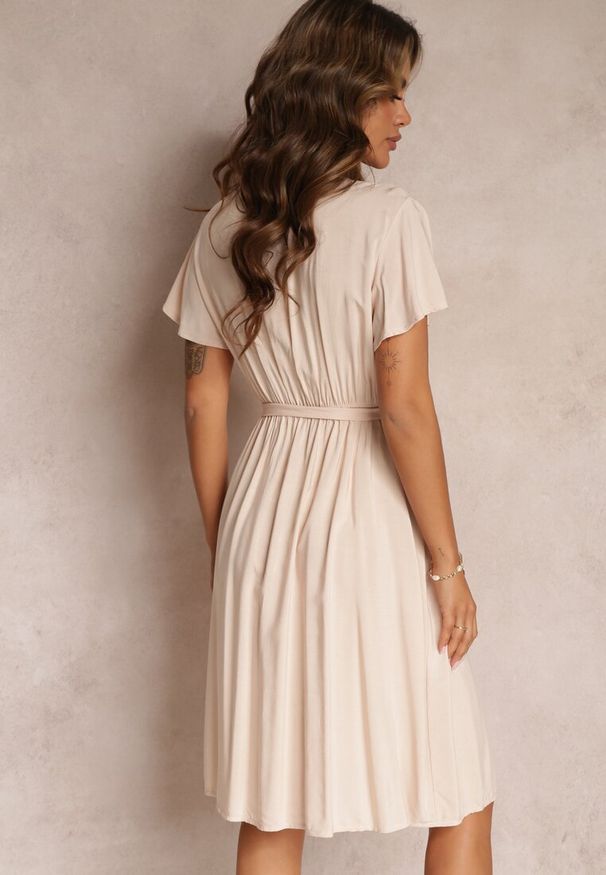 Renee - Beżowa Rozkloszowana Sukienka Midi z Wiązanym Paskiem Elemia. Kolor: beżowy. Materiał: tkanina, wiskoza, materiał. Długość: midi