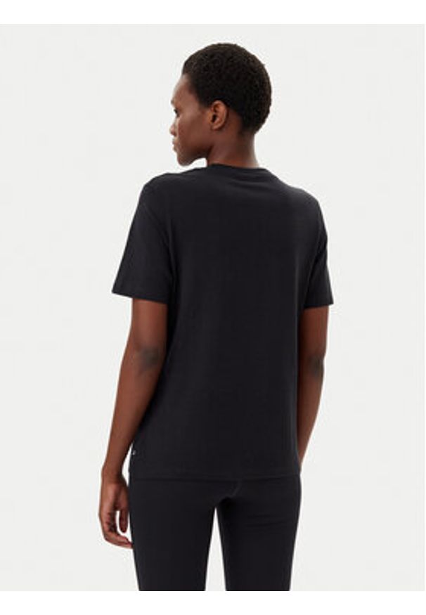 Reebok T-Shirt 100218927 139-18-00 Czarny Regular Fit. Kolor: czarny. Materiał: bawełna
