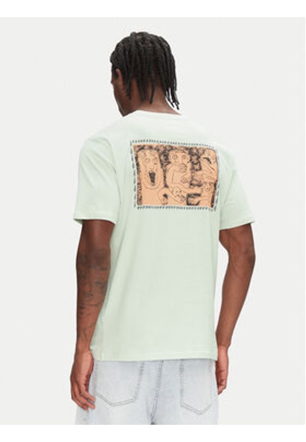 Volcom T-Shirt Crazybal A3512554 Zielony Classic Fit. Kolor: zielony. Materiał: bawełna