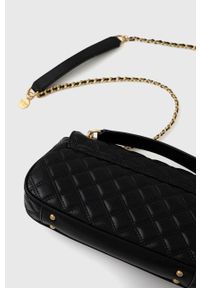 Guess torebka kolor czarny. Kolor: czarny. Materiał: pikowane. Rodzaj torebki: na ramię #4