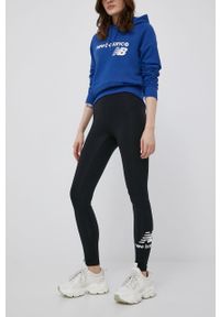 New Balance legginsy damskie kolor czarny z nadrukiem. Kolor: czarny. Materiał: poliester. Wzór: nadruk