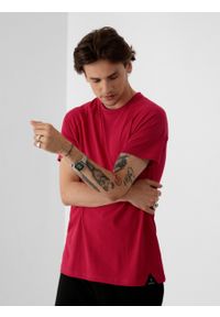 outhorn - T-shirt gładki męski - czerwony. Okazja: na co dzień. Kolor: czerwony. Materiał: materiał, bawełna, dzianina. Długość rękawa: raglanowy rękaw. Wzór: gładki. Styl: casual #2