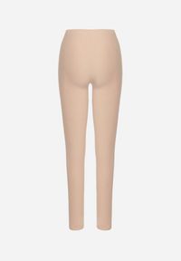 Born2be - Beżowe Legginsy z Gumką w Pasie z Regularnym Stanem Timalanie. Kolor: beżowy. Materiał: dzianina