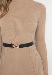 Born2be - Ciemnobeżowa Sukienka Dzianinowa z Domieszką Wełny i Ozdobnym Paskiem Nirisia. Okazja: na co dzień. Kolor: beżowy. Materiał: dzianina, wełna. Długość rękawa: długi rękaw. Typ sukienki: proste. Styl: casual, elegancki #5