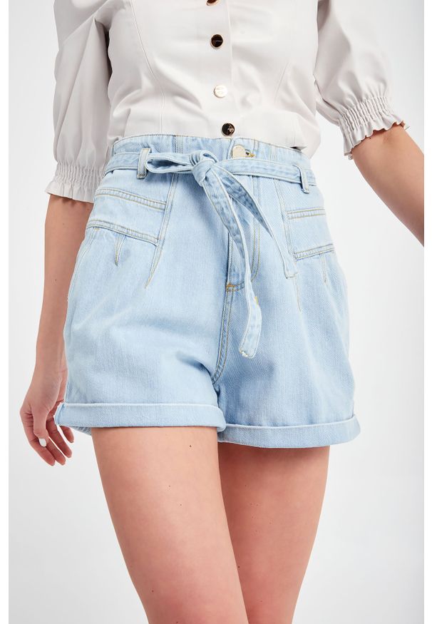 Pinko - SPODENKI TASHA 1 PINKO. Stan: podwyższony. Długość: krótkie. Sezon: lato. Styl: rockowy, klasyczny