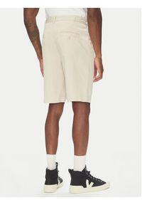 Lindbergh Szorty materiałowe 30-505054 Beżowy Wide Fit. Kolor: beżowy. Materiał: bawełna