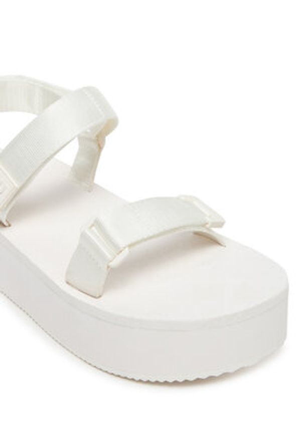 Hugo - HUGO Sandały Zaralyn 50542082 Biały. Kolor: biały. Materiał: materiał