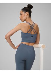 4f - 4F Crop-top do jogi szybkoschnący damski - fioletowy XL. Kolor: fioletowy. Materiał: skóra. Długość rękawa: na ramiączkach. Długość: długie. Sport: joga i pilates #1