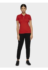 4f - 4F Koszulka polo slim damska - czerwona XS. Okazja: na co dzień. Typ kołnierza: polo. Kolor: czerwony. Materiał: dzianina, elastan, materiał, bawełna, jersey. Wzór: gładki, jednolity, ze splotem. Styl: casual, klasyczny, sportowy #2