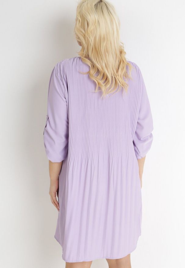 Born2be - Fioletowa Rozkloszowana Sukienka Mini z Plisowaniem Telesi. Kolekcja: plus size. Kolor: fioletowy. Długość rękawa: długi rękaw. Typ sukienki: dla puszystych. Długość: mini