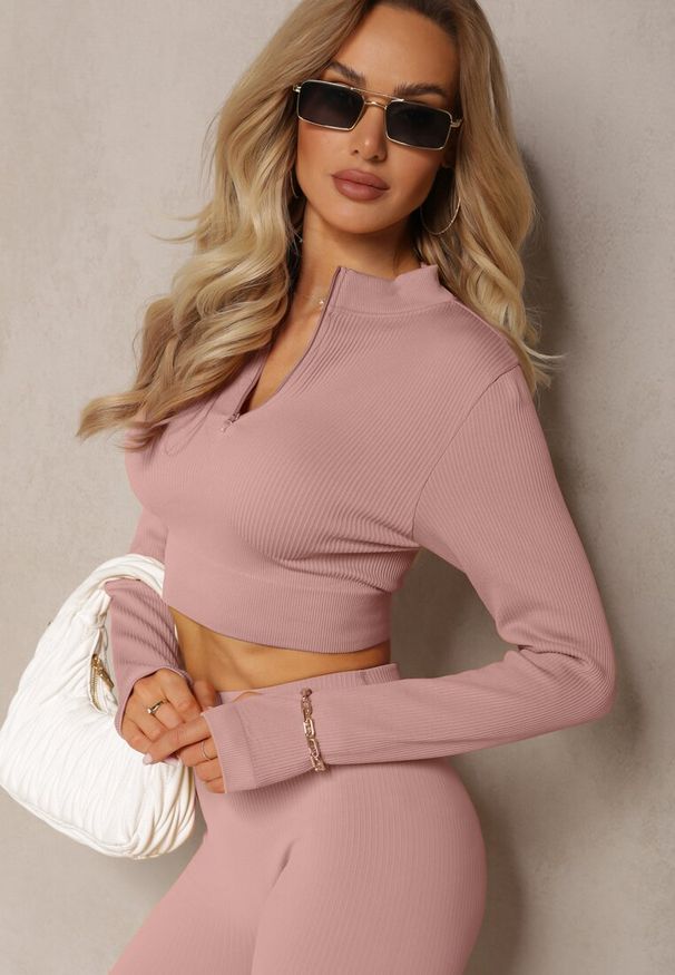 Renee - Różowa Elastyczna Bluzka na Suwak z Wycięciem przy Ściągaczu Denalla. Okazja: na co dzień. Kolor: różowy. Styl: casual