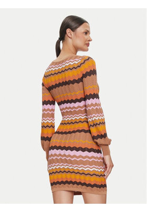 Guess Sukienka dzianinowa W4YK90 Z3GC0 Pomarańczowy Regular Fit. Kolor: pomarańczowy. Materiał: wiskoza, syntetyk