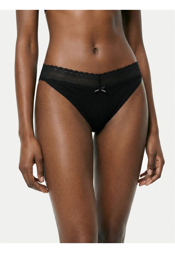 Hugo - HUGO Figi klasyczne 50557200 Czarny. Kolor: czarny. Materiał: bawełna