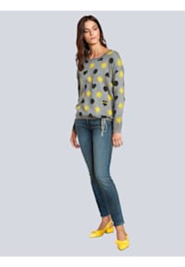 Oui - Jeansy ze strasem. Kolor: niebieski. Materiał: jeans. Wzór: haft