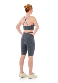 XTREME SOCKSWEAR - Damski zestaw sportowy Xtreme - krótkie legginsy + biustonosz sportowy -Antracyt. Kolor: szary, wielokolorowy, brązowy. Długość: krótkie. Sport: fitness #2